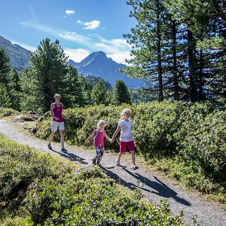 Haus Viktoria Daire Längenfeld