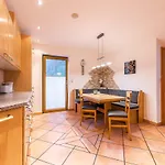 Haus Viktoria Apartman *